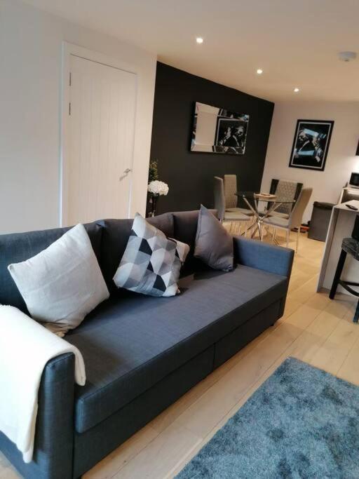 New Town House With *Free Allocated Parking* Appartement Hove Buitenkant foto